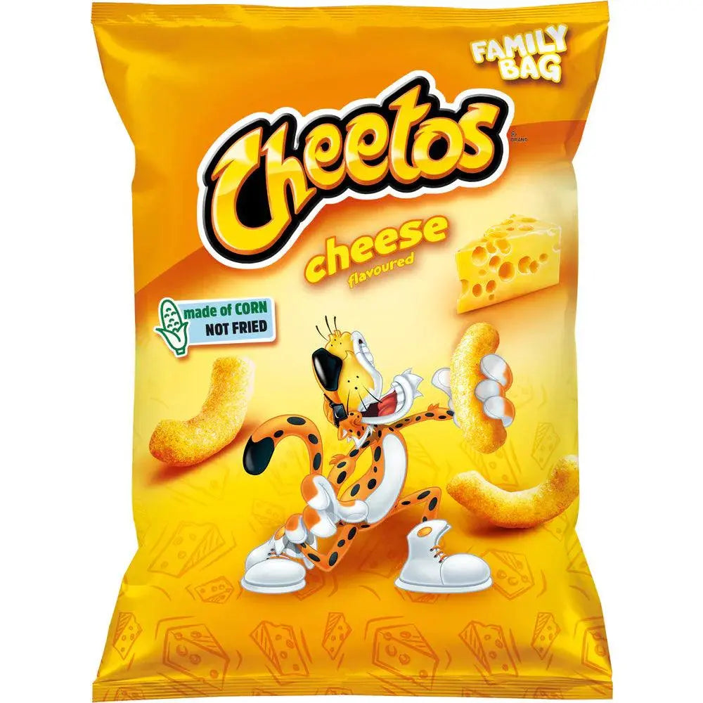 Cheetos Cheese Family Bag pakiranje sa žutim čipsom i motivom miševa na prednjoj strani