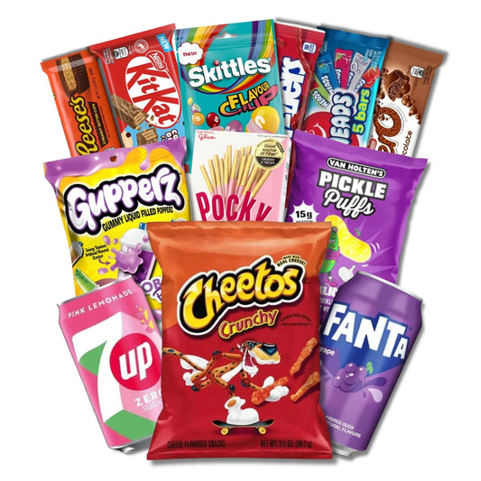Paket otkrića raznih grickalica u više vrećica, uključujući Cheetos i Fanta